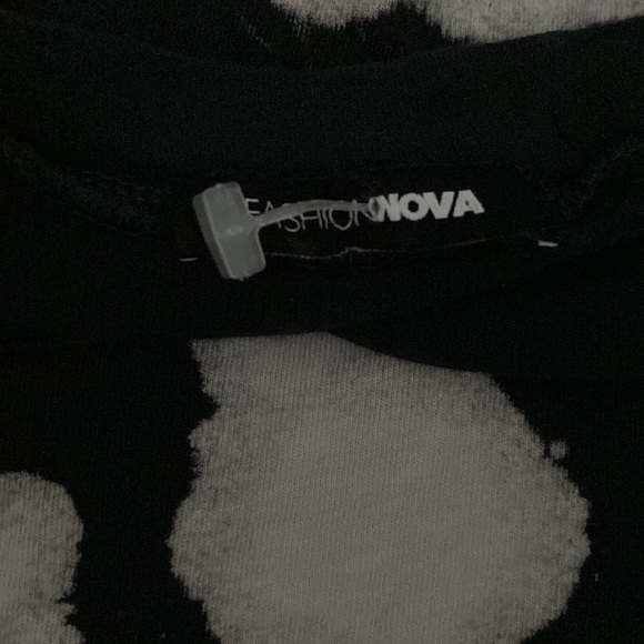 Fashion Nova femme shirt🖤 - Picture 12 of 12